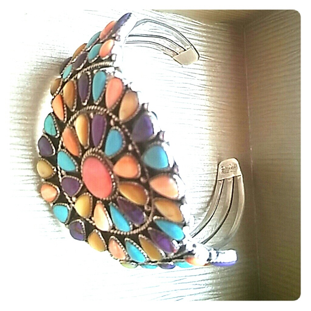 💯Sterling silver multi turquoise cuff bracelet!